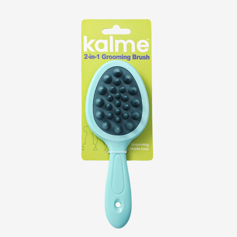 2-in-1 Grooming Brush